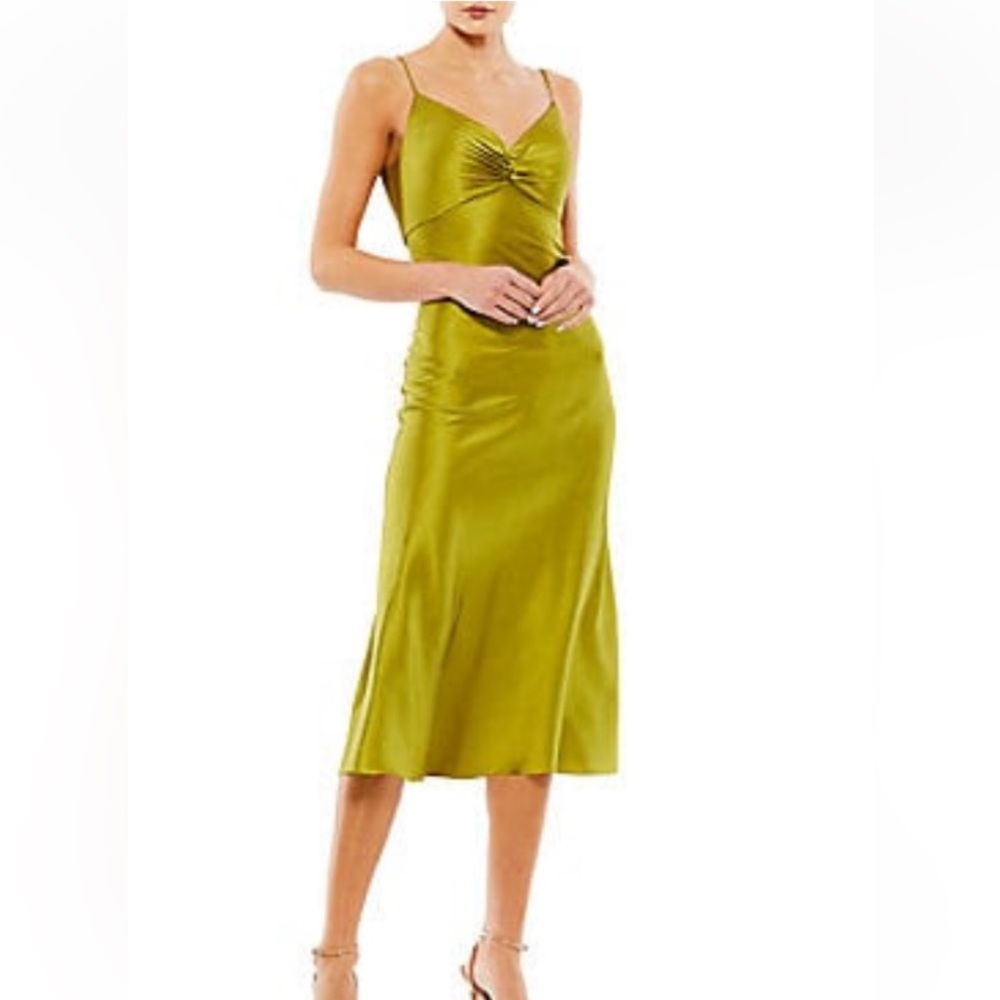 Mac Duggal Green Silk Dress New With Tags